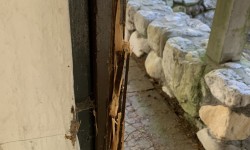 vandali al campeggio