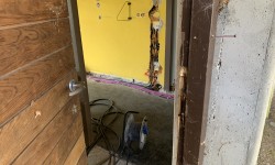 vandali alla canonica